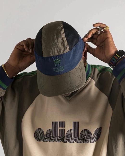 D110235脑死亡联名款时尚休闲百搭套头长袖卫衣 商品图1