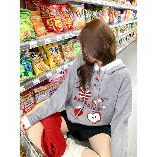 <曾小咸推荐>现货秒杀 ！微信超特！！连帽针织毛衣 日常209.99 立减120 秒杀89.99！！毛呢短裤秒杀59.99！ 商品图3