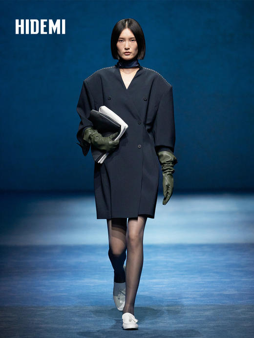 HIDEMI 极简v领双排扣收腰感超显瘦西装外套 商品图0