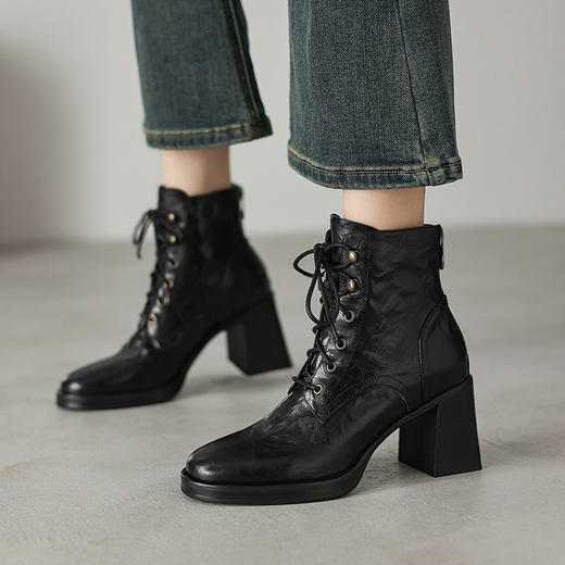 【预售5天】真皮方头粗跟马丁靴女秋冬英伦风复古百搭高跟系带短靴HB&1408 商品图3