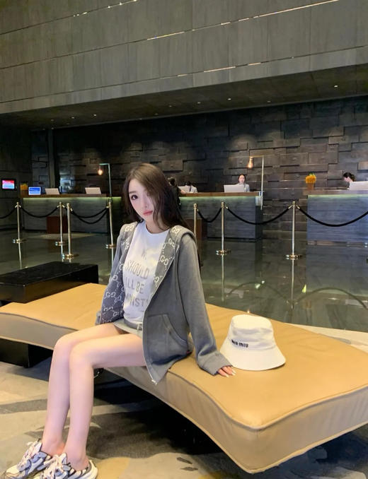 古驰 25早秋新款连帽毛织开衫（TM） 商品图6