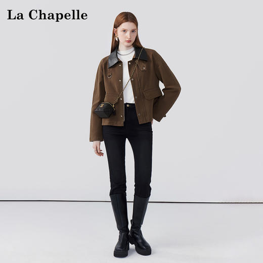 天猫同步【时髦巴恩风】拉夏贝尔/La Chapelle皮质翻领D字环翻盖口袋外套女复古设计感休闲时髦夹克衫 商品图1