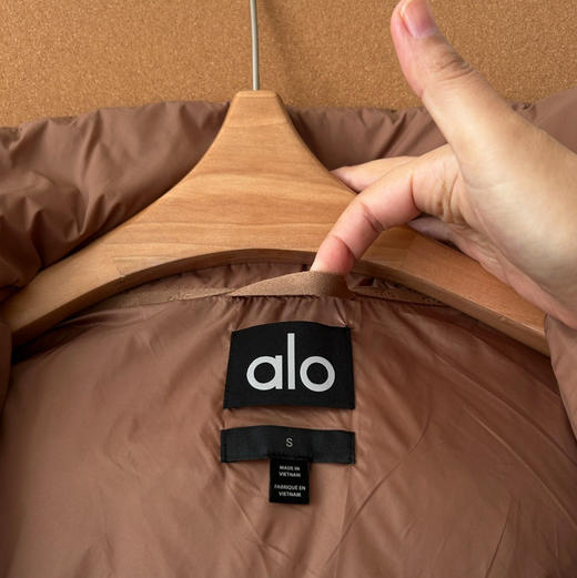 Alo连帽羽绒棉马甲8102001 商品图6