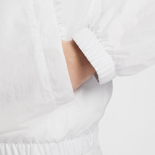 Nike耐克外套女宽松休闲训练梭织立领运动夹克FV6305-100 商品图3