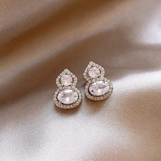 葫芦造型小巧气质银针耳环-纪念日百货门店同款167443487 商品图0