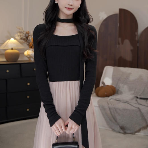 鹿向南「微醺玫瑰」韩系气质温柔千金风女秋冬设计感假两件连衣裙 商品图2