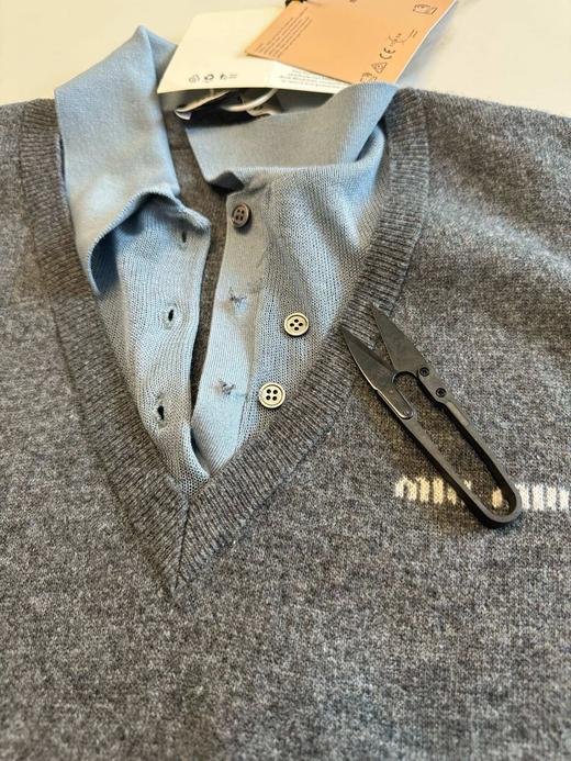 D110227羊毛混纺莫兰迪polo领拼色假两件长袖毛衣 商品图1