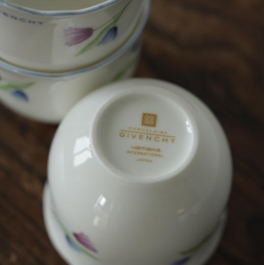 日本GIVENCHY郁金香茶杯 商品图3