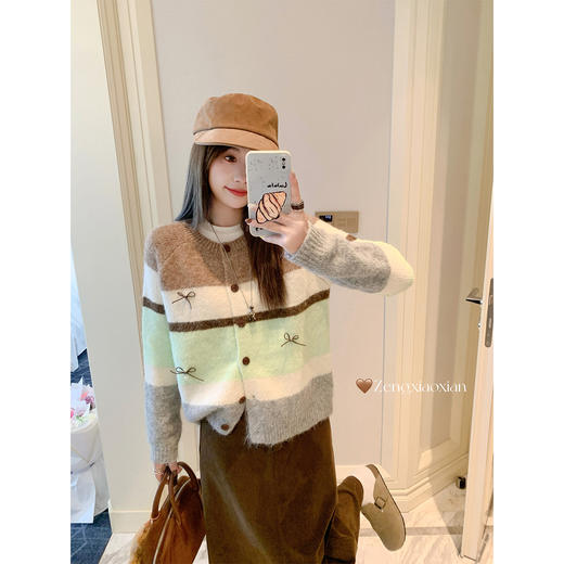 <曾小咸推荐>现货秒杀 ！微信超特价！ 撞色条纹蝴蝶结毛衣 日常219.99 立减130 秒杀89.99！！ 商品图0