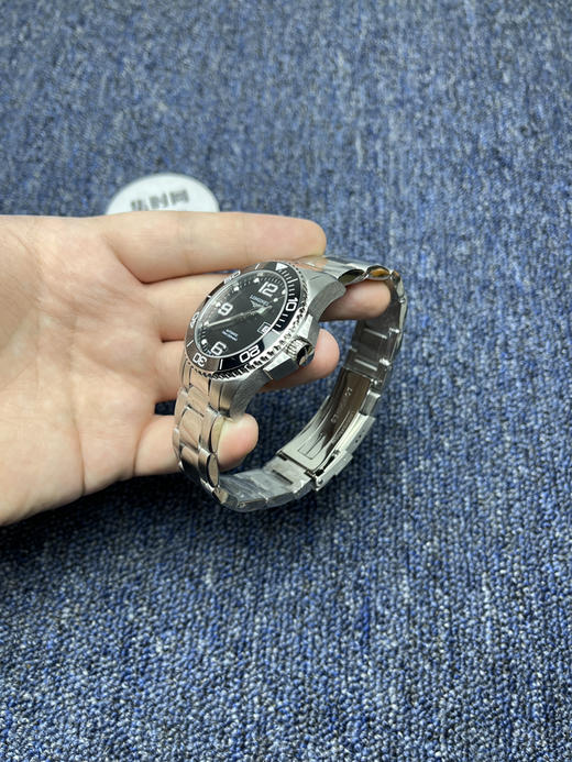 浪琴新款康卡斯系列 黑色盘 深海之黑 新升级版 男士腕表 增强夜光持久效果！
机芯：搭载进口西铁城 商品图3