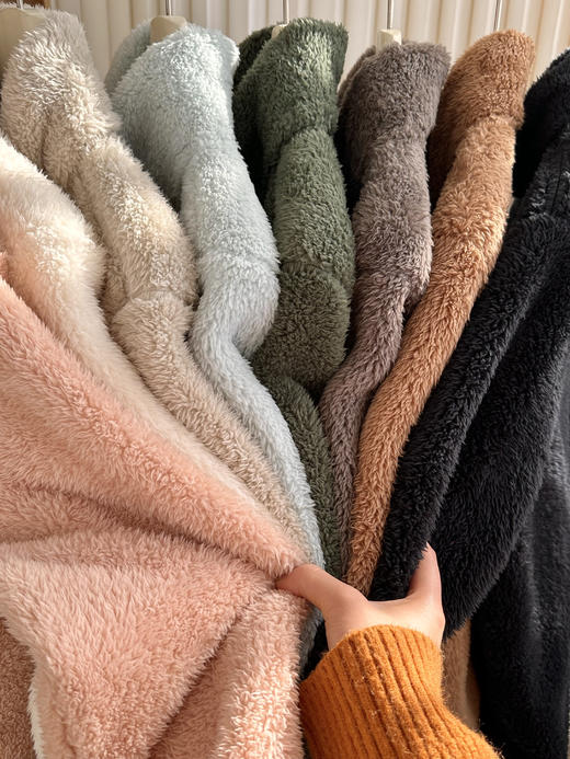 【西班牙URZA&TAFA摇粒绒外套】⁩一年有三季可穿！✅双面复合一体绒，可外穿可内搭 ✅4D立体剪裁，不显臃肿！小立领设计+松紧弹力袖口+下摆防风！90-165斤 商品图7