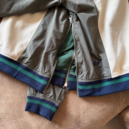 D110235脑死亡联名款时尚休闲百搭套头长袖卫衣 商品图9