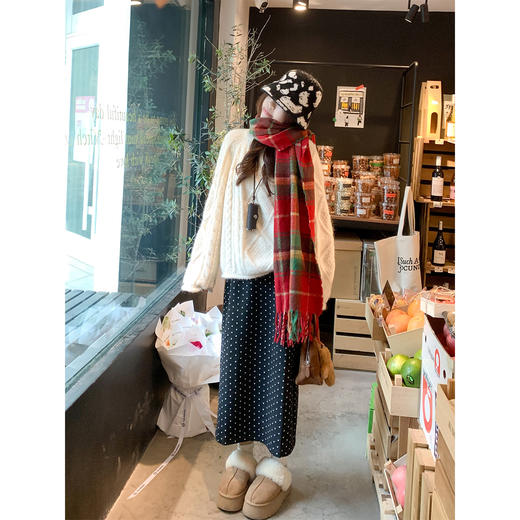 <曾小咸推荐>3.8现货秒杀 ！微信超特价！韩系波点半裙 日常169.99 立减80 秒杀89.99！！ 温柔感毛衣 秒杀99.99！！ 商品图3