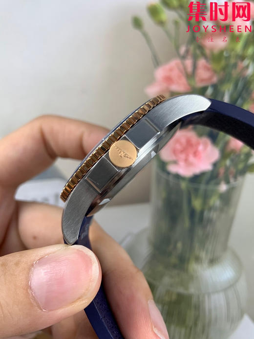 AF浪琴康卡斯43系列 康卡斯43mm 间金蓝 蓝金康卡斯 男士腕表 潜入时光深海 探寻康卡斯潜水系列 商品图4