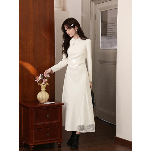 鹿向南「白日赞歌」杏色新中式连衣裙女2025秋冬新款优雅气质长裙 商品图3