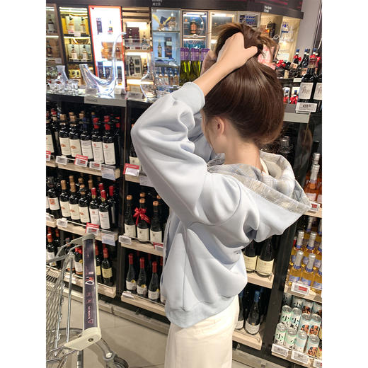 【189元任选2件】现货！蓝色领口系蝴蝶结连帽外套 商品图4