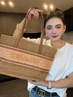 Coa&ch拉菲草编托特包