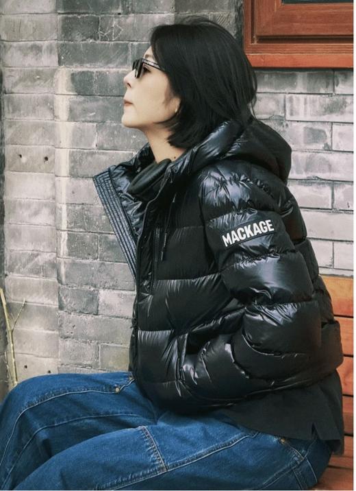 D110236哑光材质面料后背衬衫式弧形设计情侣款羽绒服 商品图8