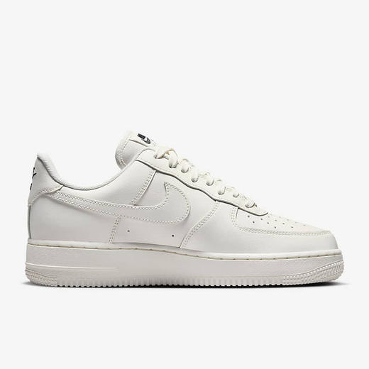 NIKE耐克女鞋AIR FORCE 1空军一号 奶油白AF1低帮板鞋HF1058-133 商品图1