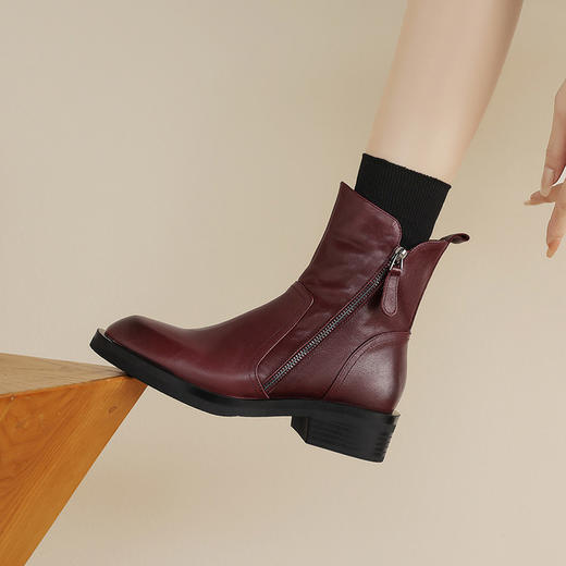 【预售5天】高品质时尚秋冬圆头粗跟中跟侧拉链短筒百搭时装靴LD&7530 商品图0