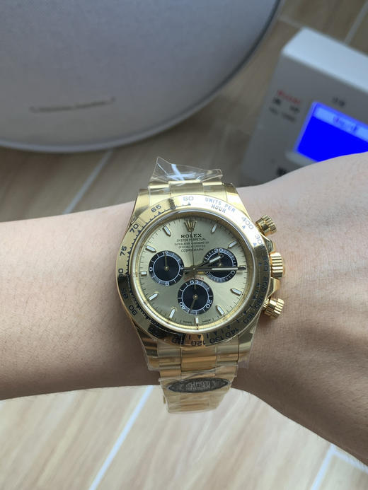 原装对比图➕迪通拿clean厂126518新款满血版4131机芯余文乐真假对比来啦！整个手表基于正品original原版开模的super copy版本 做工精细 打磨精良 乃精品中的精品❕❕ 商品图13