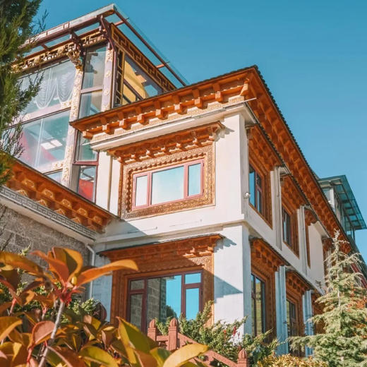 2晚【香格里拉墅家嗡嘛措】2026春节、五一可用！毗邻香格里拉高山植物园，住进远离市区喧嚣的藏式土司庄园，领略传统藏文化的独特魅力，更多体验等你来解锁~ 商品图2