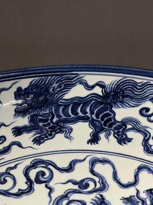 青花绘瑞狮戏绣球纹大盘，顺丰包邮 商品图5