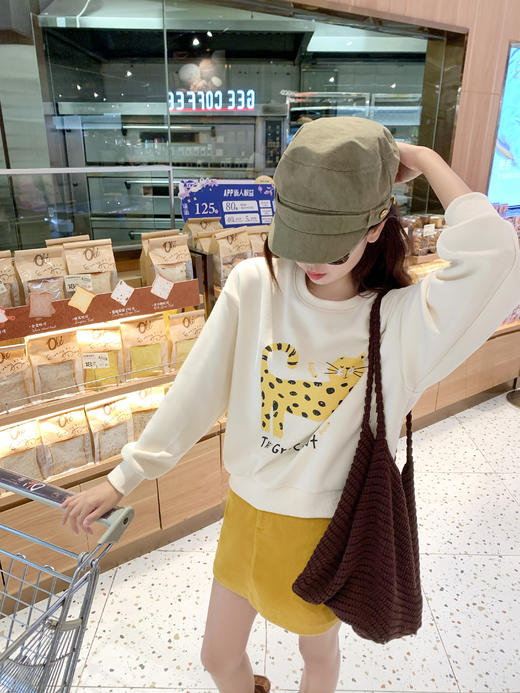 <曾小咸推荐>现货秒杀！微信超特价！杏色黄色猫咪印花卫衣 日常149.99 立减70 秒杀79.99！黄色短裙秒杀69.99！ 商品图9