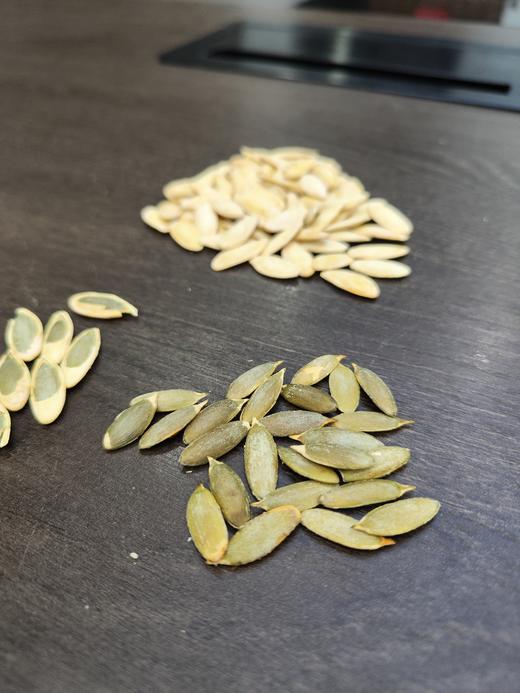 【坚果系列】巴郎南瓜子 酥脆，壳薄，好剥，颗粒饱满~ 商品图4
