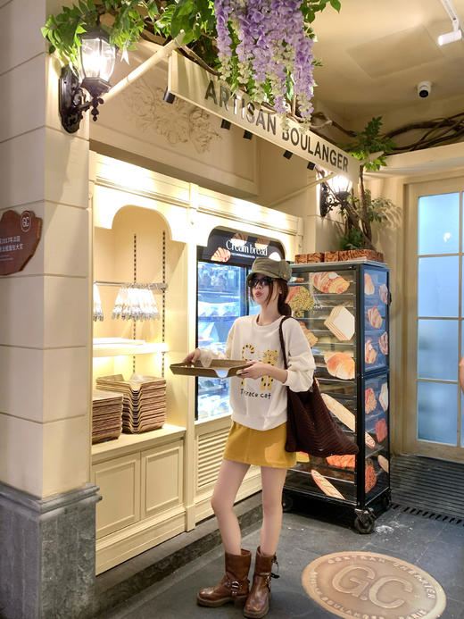 <曾小咸推荐>现货秒杀！微信超特价！杏色黄色猫咪印花卫衣 日常149.99 立减70 秒杀79.99！黄色短裙秒杀69.99！ 商品图5