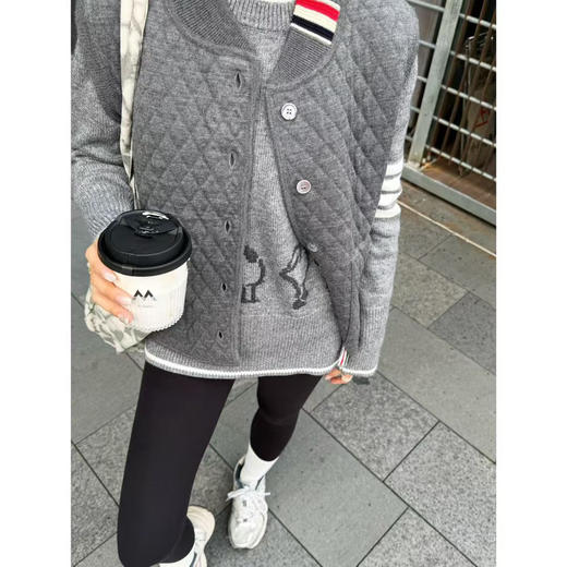 TB25 新款du家尾货|空气压痕工艺 60% 羊毛珩棉保暖马甲 商品图6