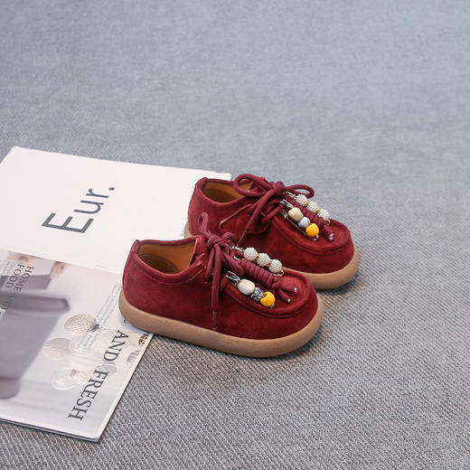 【儿童鞋服丨儿童秋冬勃肯鞋】26-37码可选，优质面料制作，柔较舒适，手感细腻，鞋底防滑耐磨，轻便柔软，随意弯曲轻盈回弹，行走舒适，日常穿搭都适合 商品图7