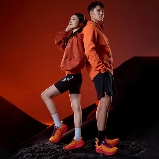 【双密度科技缓震中底  前掌回弹后掌缓震】必迈远征者Pure2.0全天候 超轻耐磨防滑橡胶大底 独特鞋底全掌通风气道 商品图4