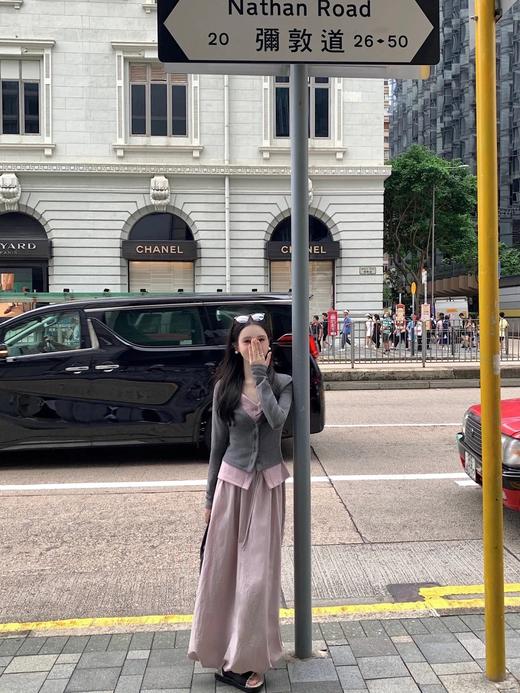 独特别致撞色假两件V领针织上衣 商品图8