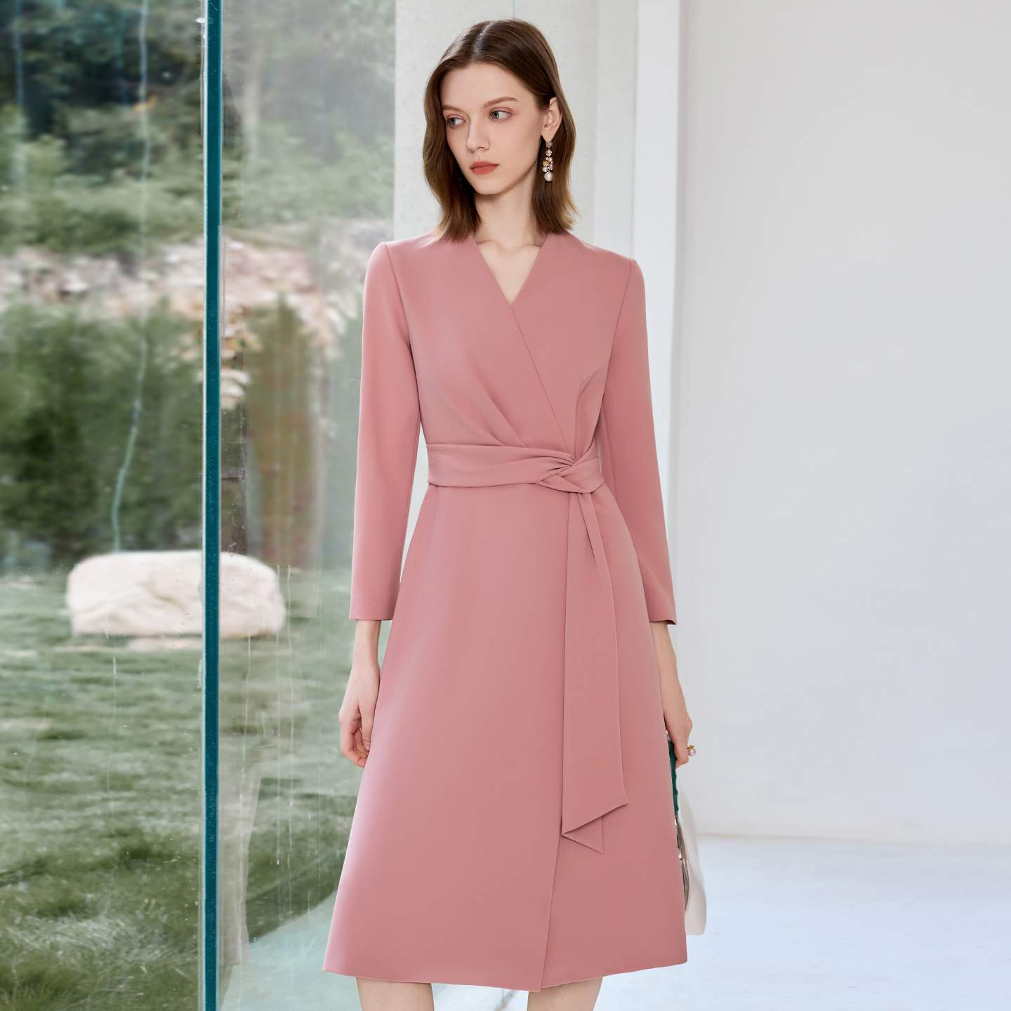 IWY/高级感宴会西装连衣裙女气质收腰显瘦通勤长裙名媛正装裙J25Q243