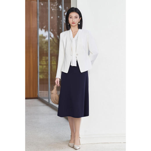 米思阳2026春季新款经典通勤质感西装垂顺舒适显瘦正装外套女3480 商品图4