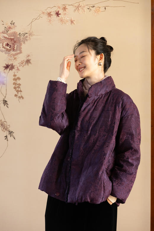 牧衣游原创 重磅丝麻棉提花95级高蓬松红嘴雁绒短羽绒服保暖 际物 商品图5