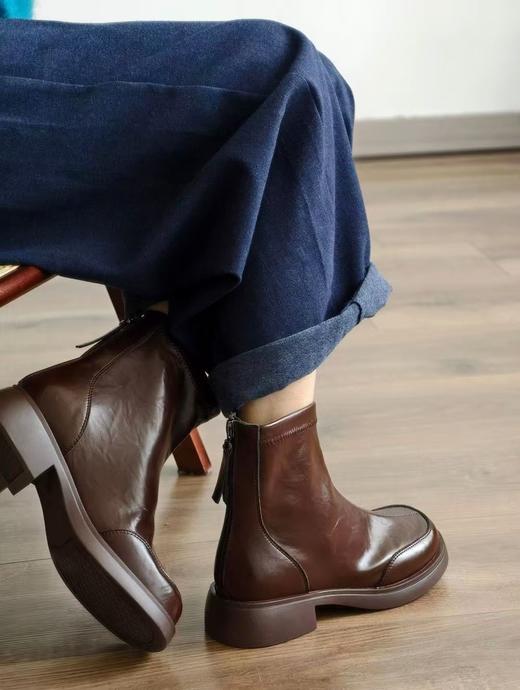 进口手抓纹软牛皮软底薄绒短靴 商品图4