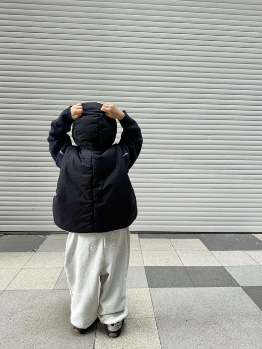 2025冬季男女儿童极简户外风！双面穿单排扣连帽轻盈棉马甲外套！ 商品图2
