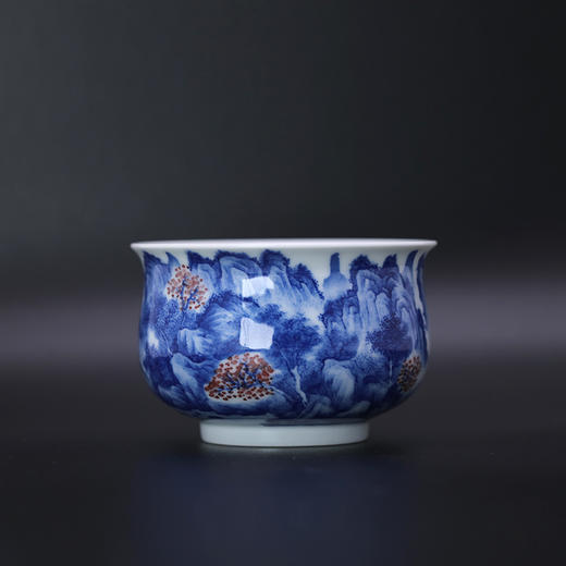 歳合山房俞强款青花秋江泊舟图儒士杯 商品图0