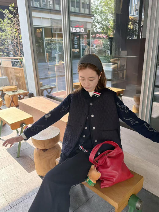 TB25 新款du家尾货|空气压痕工艺 60% 羊毛珩棉保暖马甲 商品图3