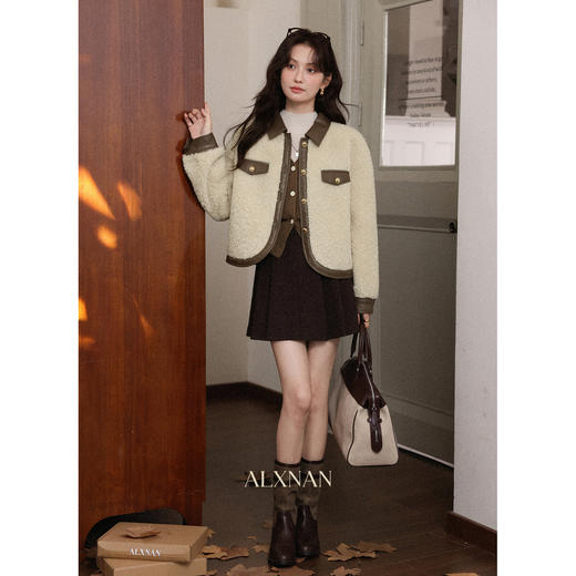 鹿向南「踏霜寻梅」米咖撞色短外套女秋冬新款小个子气质夹克上衣 商品图6