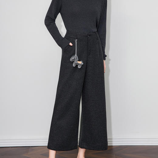 「高货wl」全新升级【铂金会员220/天猫289/差价69】(04431)洛诗琳时髦含小马挂件毛呢裤2025秋冬加厚宽松直筒九分裤 商品图0