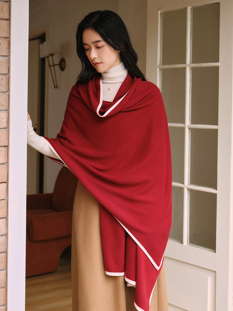 法式老钱 羊毛羊绒混纺百搭斗篷披肩FCF3SAF091