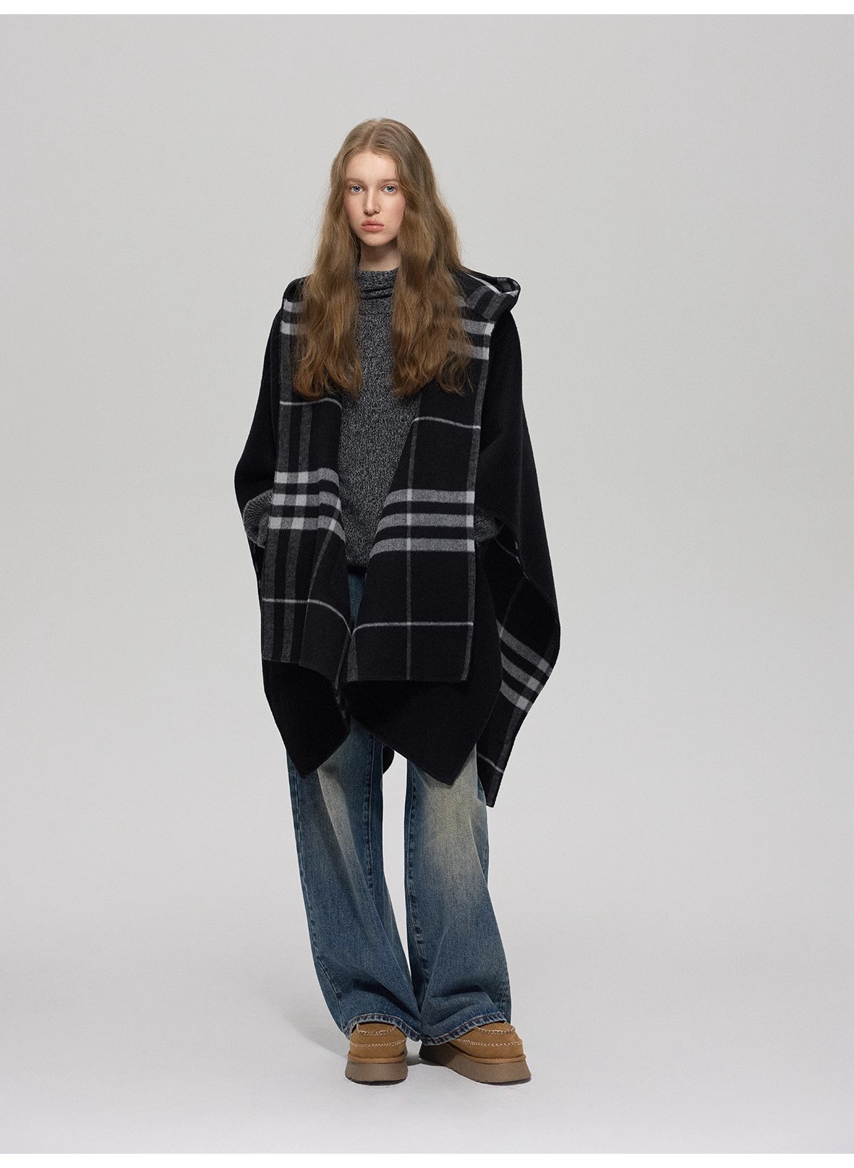 张婧仪同款黑色格纹双面呢披肩连帽外套