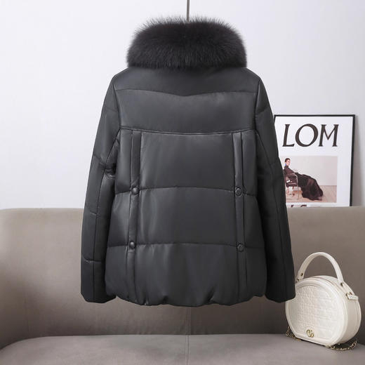 丁摩 真皮羽绒服女短款海宁狐狸毛领绵羊皮衣68016688 商品图2