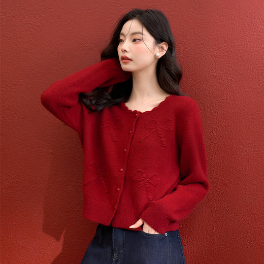 西遇甜美立体蝴蝶结针织开衫女冬季新款花边圆领软糯毛衣外套H0055383 商品图4