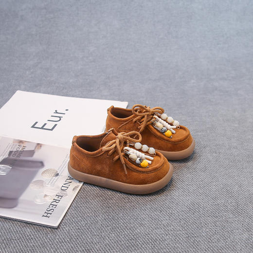 【儿童鞋服丨儿童秋冬勃肯鞋】26-37码可选，优质面料制作，柔较舒适，手感细腻，鞋底防滑耐磨，轻便柔软，随意弯曲轻盈回弹，行走舒适，日常穿搭都适合 商品图5