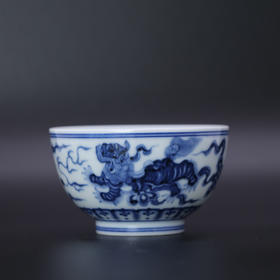 寒香慕古元明青花糯米釉龙狮戏球图直口杯