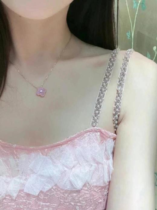 YS07-梵克雅宝 2025圣诞限定贝母 18K玫瑰金项链 粉色（XK） 商品图2